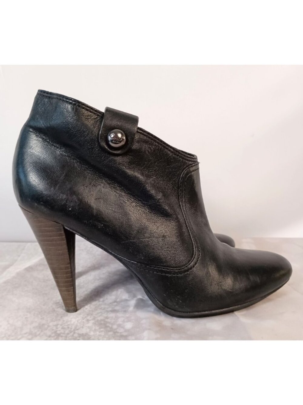Coach Aliza Black Leather Ankle Booties Cone Heel Pull On Womens 9 - Picture 3 of 11
